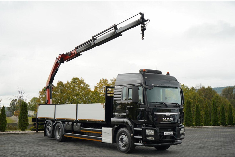 MAN TGS 26.440 / 6X2 / SKRZYNIOWY 7,5 M / OŚ PODNOSZONA  + HDS PALFI - Dropside/ Flatbed truck, Crane truck: picture 1 MAN TGS 26.440 / 6X2 / SKRZYNIOWY 7,5 M / OŚ PODNOSZONA  + HDS PALFI - Dropside/ Flatbed truck, Crane truck: picture 1