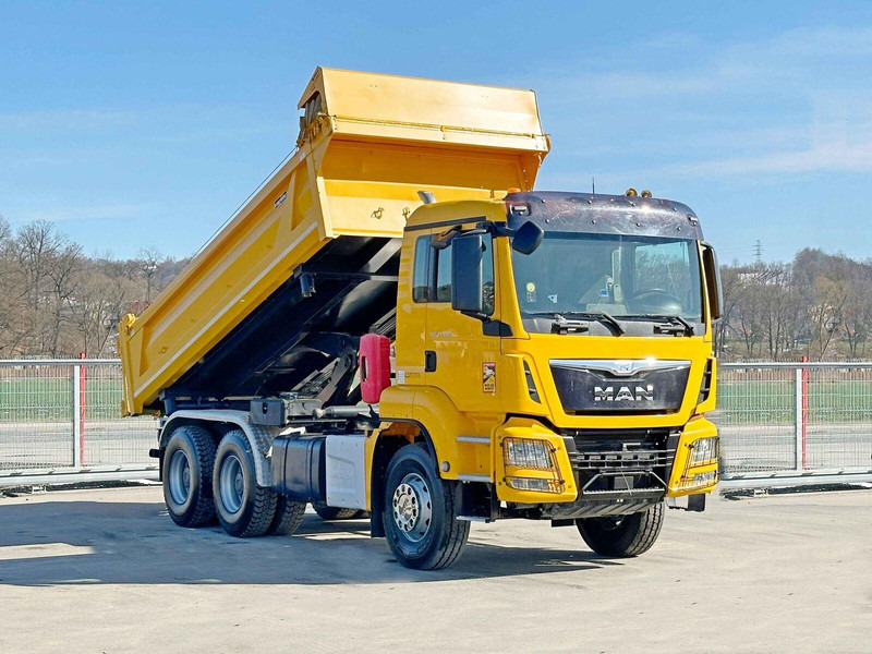 MAN TGS 33.440 * KIPPER 5,20 m + BORDMATIC * 6x4 - Tipper: picture 1 MAN TGS 33.440 * KIPPER 5,20 m + BORDMATIC * 6x4 - Tipper: picture 1