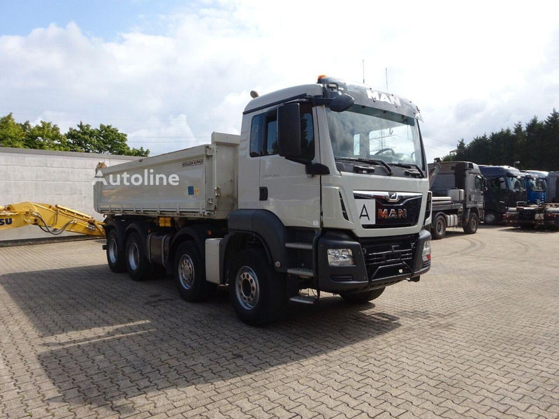 MAN TGS 35.470 - 3 way tipper 8x4 - Tipper: picture 5 MAN TGS 35.470 - 3 way tipper 8x4 - Tipper: picture 5