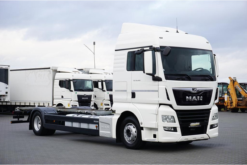 MAN TGX / 18.460 / ACC / E 6 / XLX / BDF / 7,15 M , 7,45 M - Cab chassis truck: picture 1 MAN TGX / 18.460 / ACC / E 6 / XLX / BDF / 7,15 M , 7,45 M - Cab chassis truck: picture 1
