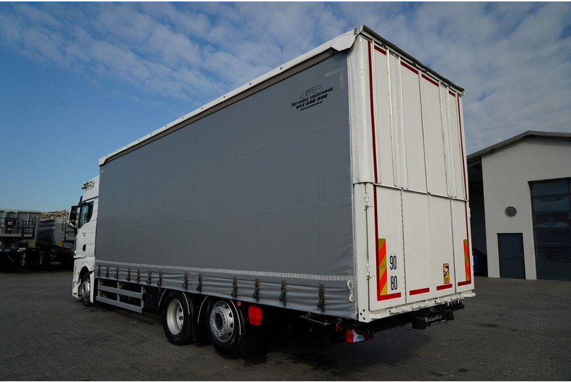 MAN TGX 26.470 / 6x2 / FIRANKA / SOLÓWKA / 6x2 / 120 m3 / OŚ PODNOSZ - Curtainsider truck: picture 4 MAN TGX 26.470 / 6x2 / FIRANKA / SOLÓWKA / 6x2 / 120 m3 / OŚ PODNOSZ - Curtainsider truck: picture 4