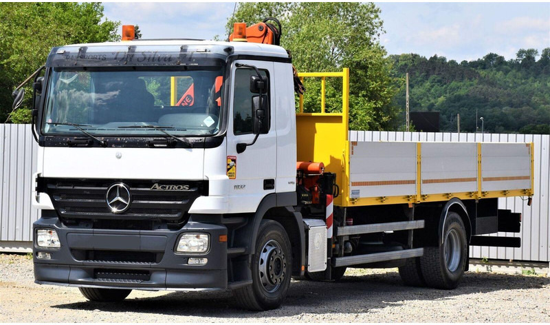 Mercedes-Benz ACTROS 1832 - Tipper, Crane truck: picture 4 Mercedes-Benz ACTROS 1832 - Tipper, Crane truck: picture 4