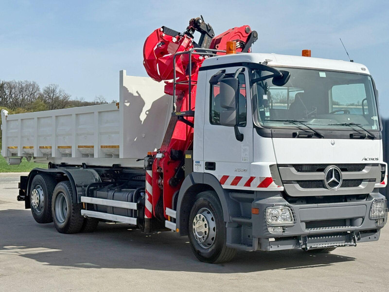 Mercedes-Benz ACTROS 2536 - Hook lift truck, Crane truck: picture 5 Mercedes-Benz ACTROS 2536 - Hook lift truck, Crane truck: picture 5
