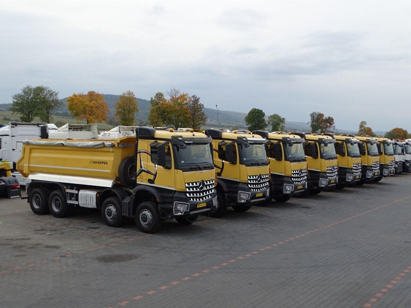 Mercedes-Benz AROCS 4145 / 8x8 / WYWROTKA TYLNOZSYPOWA / KH KIPPER / EURO 6 - Tipper: picture 3 Mercedes-Benz AROCS 4145 / 8x8 / WYWROTKA TYLNOZSYPOWA / KH KIPPER / EURO 6 - Tipper: picture 3