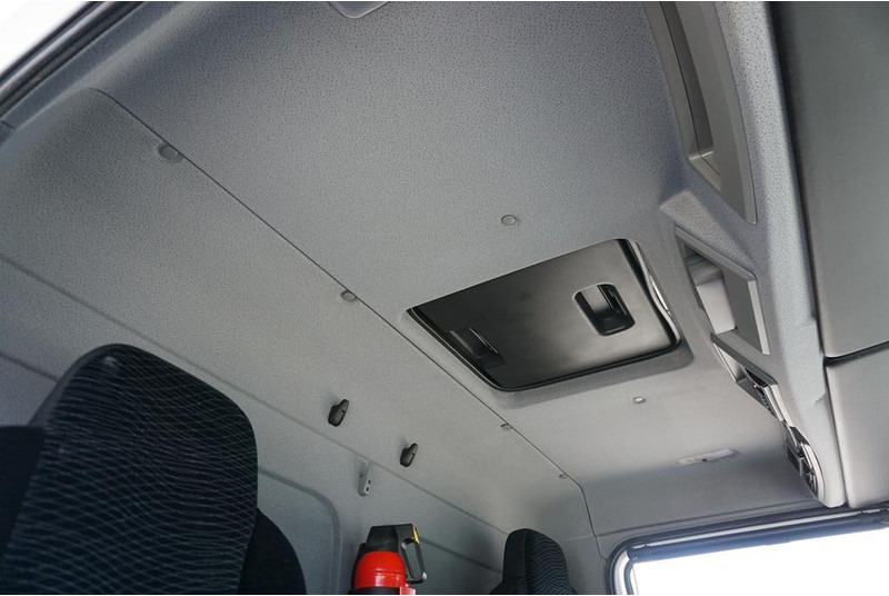 Refrigerator truck Mercedes-Benz ATEGO / 1524 / ACC / EURO 6 / IZOTERMA + WINDA / 16 PALET: picture 17