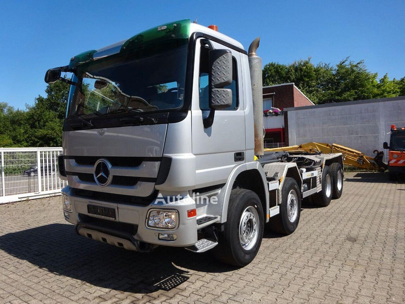 Mercedes-Benz Actros 3244 - Hook lift truck 8x4 - Hook lift truck, Crane truck: picture 1 Mercedes-Benz Actros 3244 - Hook lift truck 8x4 - Hook lift truck, Crane truck: picture 1