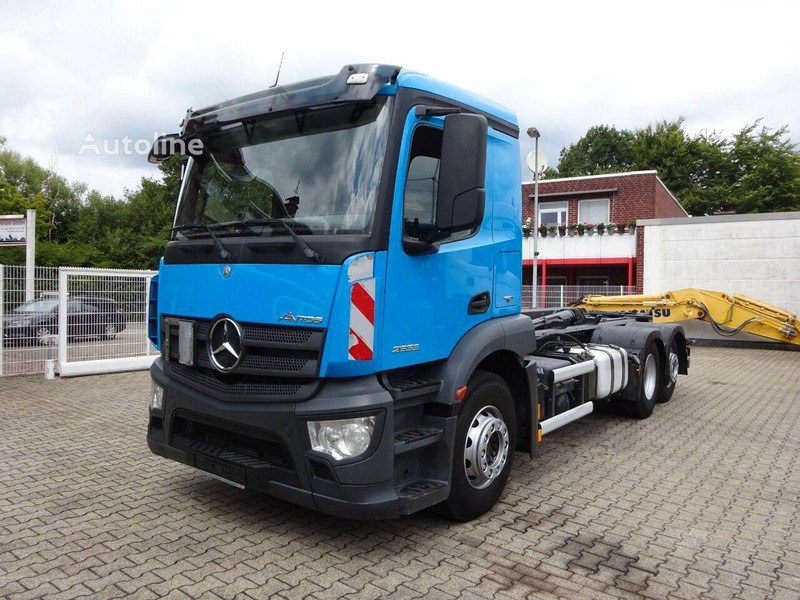 Mercedes-Benz Antos 2533 - Hook lift truck 6x2 - Hook lift truck: picture 1 Mercedes-Benz Antos 2533 - Hook lift truck 6x2 - Hook lift truck: picture 1