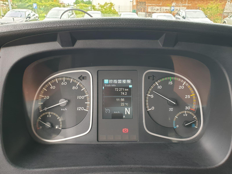 Box truck Mercedes-Benz Atego 818 TILT+LIFT 1.HAND 72000km !!: picture 10