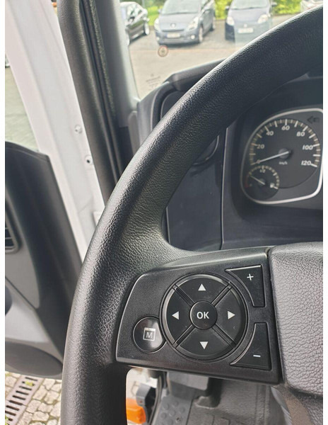 Box truck Mercedes-Benz Atego 818 TILT+LIFT 1.HAND 72000km !!: picture 20