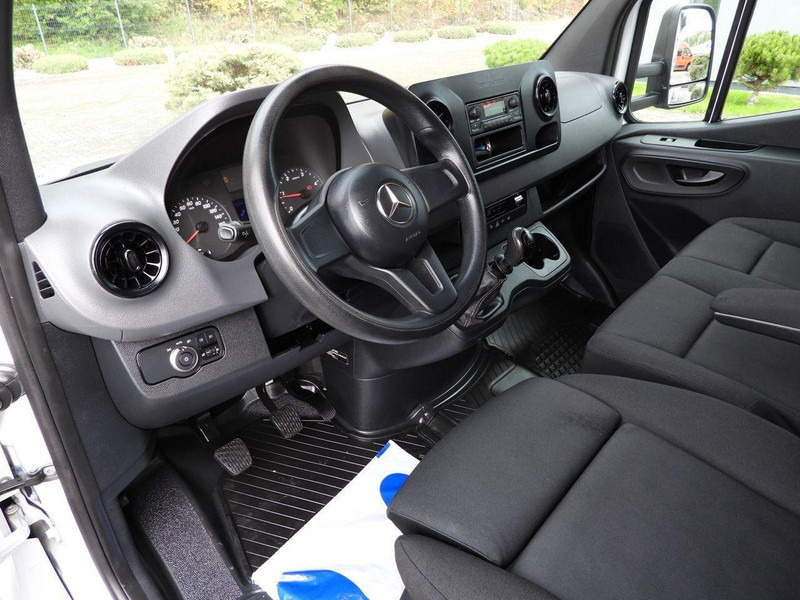 Mercedes-Benz SPRINTER 316 PLANDEKA 10 PALET BLIŹNIACZE KOŁA KLIMATYZACJA  165 - Curtain side van: picture 2 Mercedes-Benz SPRINTER 316 PLANDEKA 10 PALET BLIŹNIACZE KOŁA KLIMATYZACJA  165 - Curtain side van: picture 2