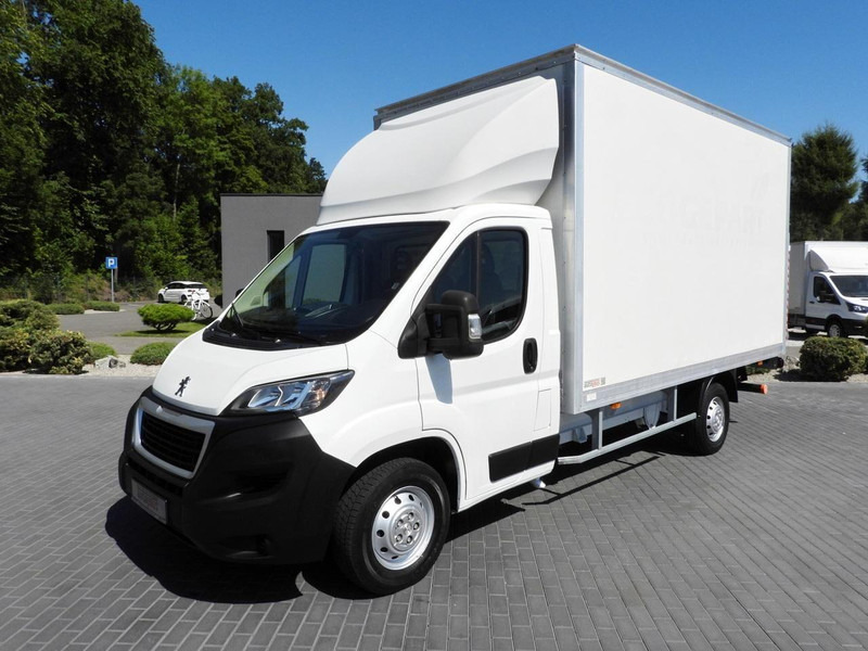 Box van Peugeot BOXER KONTENER WINDA 8 PALET TEMPOMAT KLIMATYZACJA 130KM [ K249: picture 18 Box van Peugeot BOXER KONTENER WINDA 8 PALET TEMPOMAT KLIMATYZACJA 130KM [ K249: picture 18