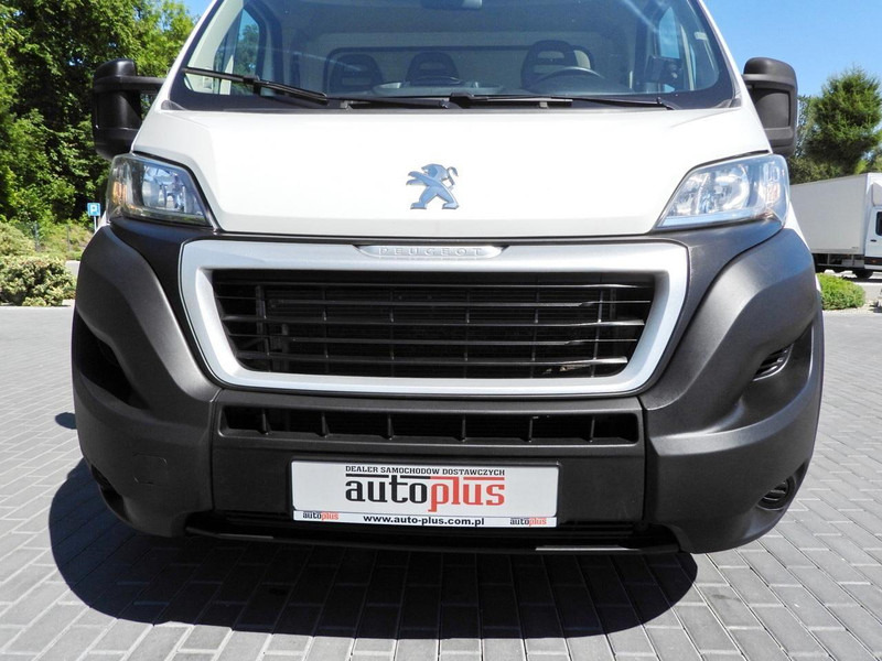 Box van Peugeot BOXER KONTENER WINDA 8 PALET TEMPOMAT KLIMATYZACJA 130KM [ K249: picture 14 Box van Peugeot BOXER KONTENER WINDA 8 PALET TEMPOMAT KLIMATYZACJA 130KM [ K249: picture 14