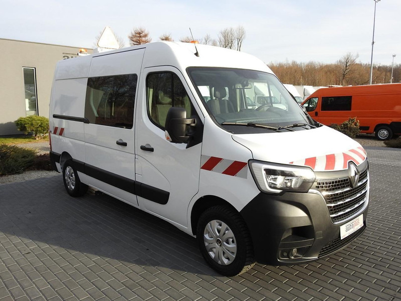 Renault MASTER FURGON BRYGADÓWKA  7 MIEJSC TEMPOMAT KLIMATYZACJA LEDY  1 - Minibus, Passenger van: picture 4 Renault MASTER FURGON BRYGADÓWKA  7 MIEJSC TEMPOMAT KLIMATYZACJA LEDY  1 - Minibus, Passenger van: picture 4