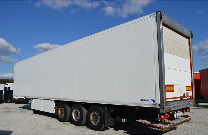 Schmitz Cargobull SKO 24REFRIGERATOR + LIFT ROLLER SHUTTER CARRIER VECTOR 1850Mtº - Refrigerator semi-trailer: picture 5 Schmitz Cargobull SKO 24REFRIGERATOR + LIFT ROLLER SHUTTER CARRIER VECTOR 1850Mtº - Refrigerator semi-trailer: picture 5