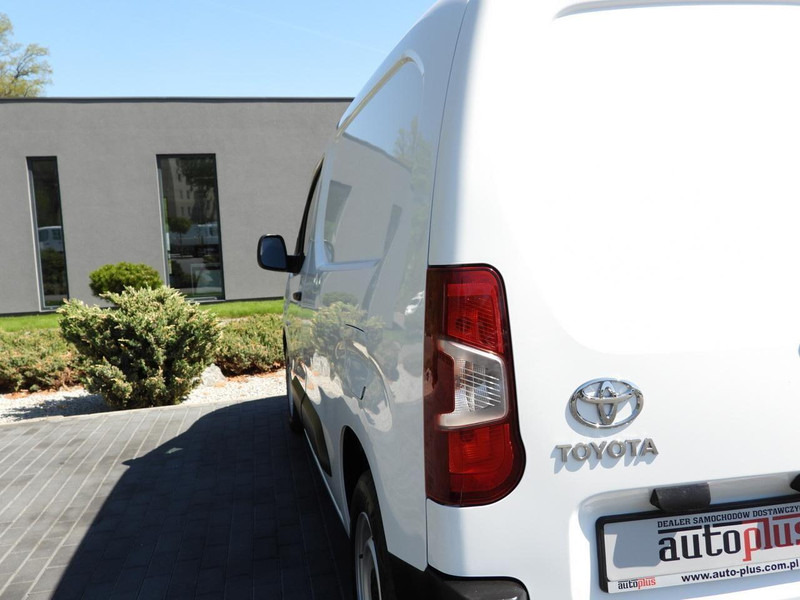 Leasing of Toyota PROACE CITY FURGON CHŁODNIA -15*C ZASILANIE 230V TEMPOMAT KLIM Toyota PROACE CITY FURGON CHŁODNIA -15*C ZASILANIE 230V TEMPOMAT KLIM: picture 19 Leasing of Toyota PROACE CITY FURGON CHŁODNIA -15*C ZASILANIE 230V TEMPOMAT KLIM Toyota PROACE CITY FURGON CHŁODNIA -15*C ZASILANIE 230V TEMPOMAT KLIM: picture 19