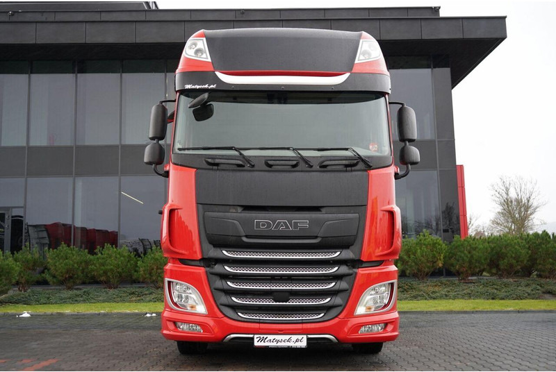 DAF XF 480 / LOW DECK / SUPER SPACE CAB / MEGA / 2021 - Tractor unit: picture 3 DAF XF 480 / LOW DECK / SUPER SPACE CAB / MEGA / 2021 - Tractor unit: picture 3
