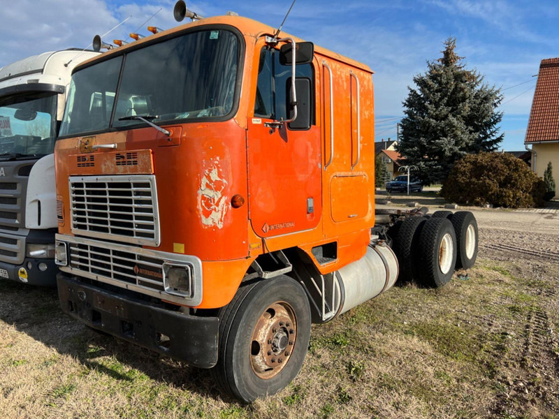 MACK INTERNATIONAL FSG 385 - Tractor unit: picture 5 MACK INTERNATIONAL FSG 385 - Tractor unit: picture 5