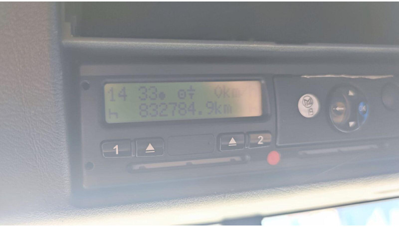 MAN TGX Lowdeck - MEGA - Tractor unit: picture 4 MAN TGX Lowdeck - MEGA - Tractor unit: picture 4