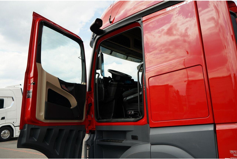 Leasing of Mercedes-Benz ACTROS 1845 / PO KONTRAKCIE SERWISOWYM / 2020 ROK Mercedes-Benz ACTROS 1845 / PO KONTRAKCIE SERWISOWYM / 2020 ROK: picture 19 Leasing of Mercedes-Benz ACTROS 1845 / PO KONTRAKCIE SERWISOWYM / 2020 ROK Mercedes-Benz ACTROS 1845 / PO KONTRAKCIE SERWISOWYM / 2020 ROK: picture 19