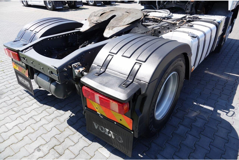 Tractor unit Volvo FH 460 / GLOBETROTTER / HYDRAULIKA / EURO 5 / SPROWADZONY: picture 16 Tractor unit Volvo FH 460 / GLOBETROTTER / HYDRAULIKA / EURO 5 / SPROWADZONY: picture 16