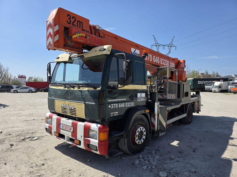 MAN 18.264 Multitel ALU 32m - Truck, Crane truck: picture 3 MAN 18.264 Multitel ALU 32m - Truck, Crane truck: picture 3