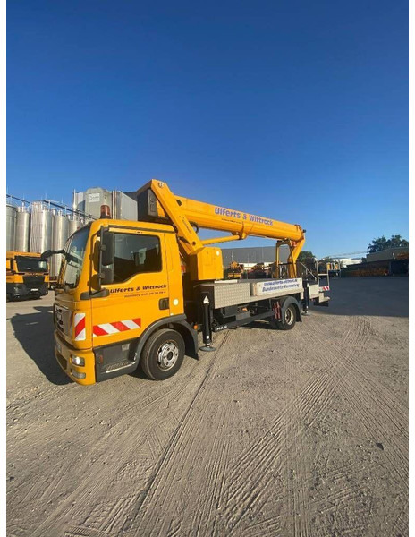 MAN Lifting basket - Ruthmann T330 33 m - Truck, Crane truck: picture 4 MAN Lifting basket - Ruthmann T330 33 m - Truck, Crane truck: picture 4