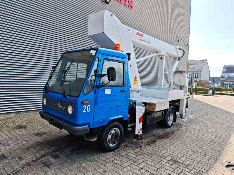 MULTICAR Champion M26 - Lifting basket truck - Truck, Crane truck: picture 1 MULTICAR Champion M26 - Lifting basket truck - Truck, Crane truck: picture 1