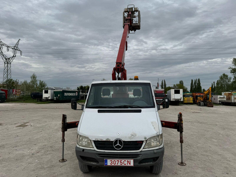 Mercedes-Benz Sprinter 311 - OMME 1950 - Lifting Basket - Truck, Crane truck: picture 2 Mercedes-Benz Sprinter 311 - OMME 1950 - Lifting Basket - Truck, Crane truck: picture 2