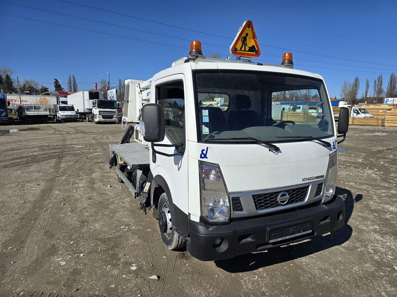 Nissan Cabstar NT 400 Oil & Steel Snake 2010H - 20m - 2 pieces - Truck, Crane truck: picture 4 Nissan Cabstar NT 400 Oil & Steel Snake 2010H - 20m - 2 pieces - Truck, Crane truck: picture 4