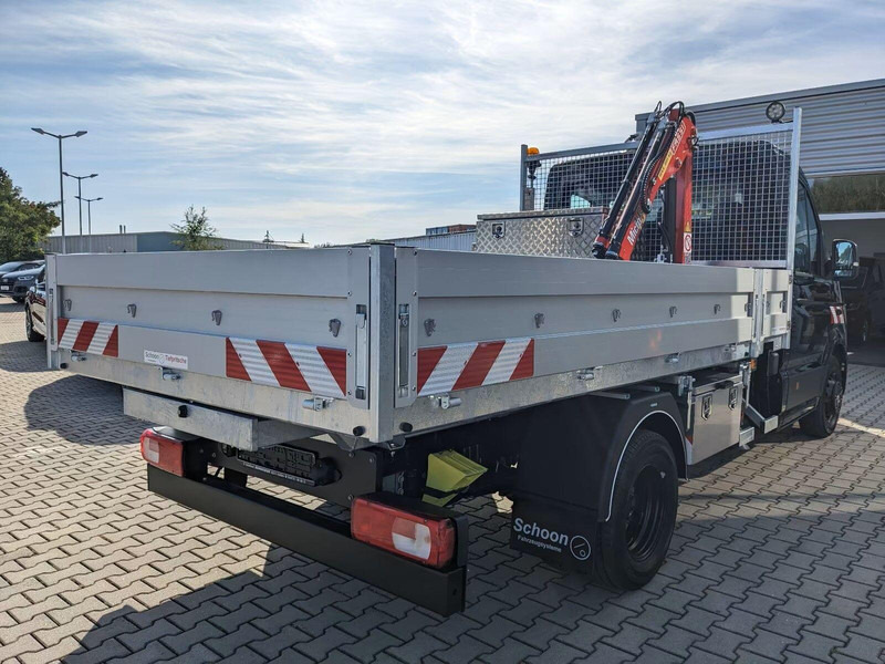 Leasing of Volkswagen Crafter 50 - Flatbed truck + crane Volkswagen Crafter 50 - Flatbed truck + crane: picture 6 Leasing of Volkswagen Crafter 50 - Flatbed truck + crane Volkswagen Crafter 50 - Flatbed truck + crane: picture 6