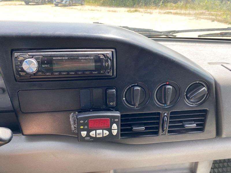 Leasing of Volkswagen Lt 46 2,8 tdi - CARRIER frigo meat hook Volkswagen Lt 46 2,8 tdi - CARRIER frigo meat hook: picture 13