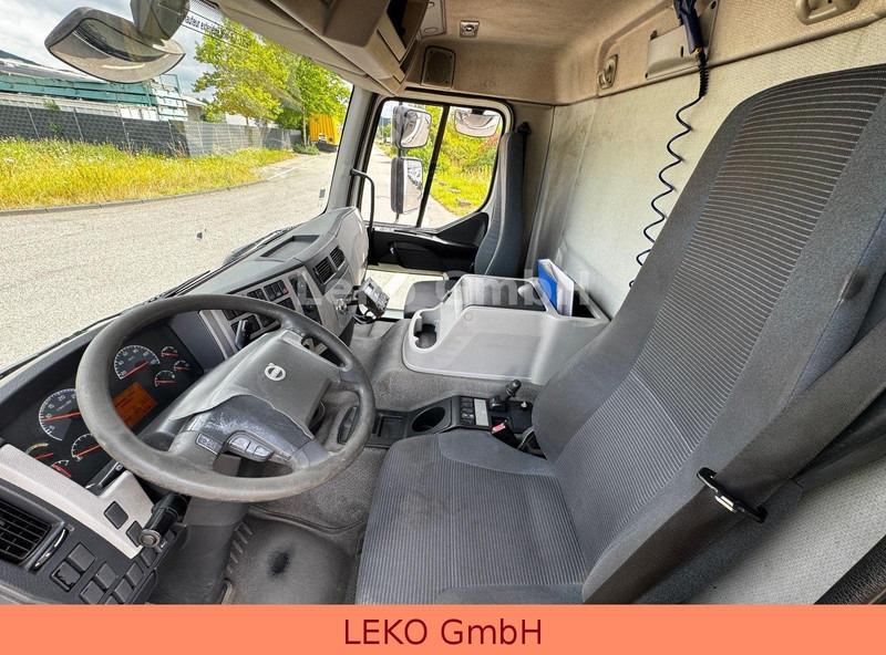 Refrigerator truck Volvo FE 260: picture 18
