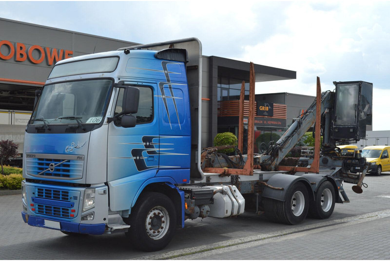 Volvo FH 13 520 FOR TRANSPORTING WOOD - Timber truck, Crane truck: picture 1 Volvo FH 13 520 FOR TRANSPORTING WOOD - Timber truck, Crane truck: picture 1