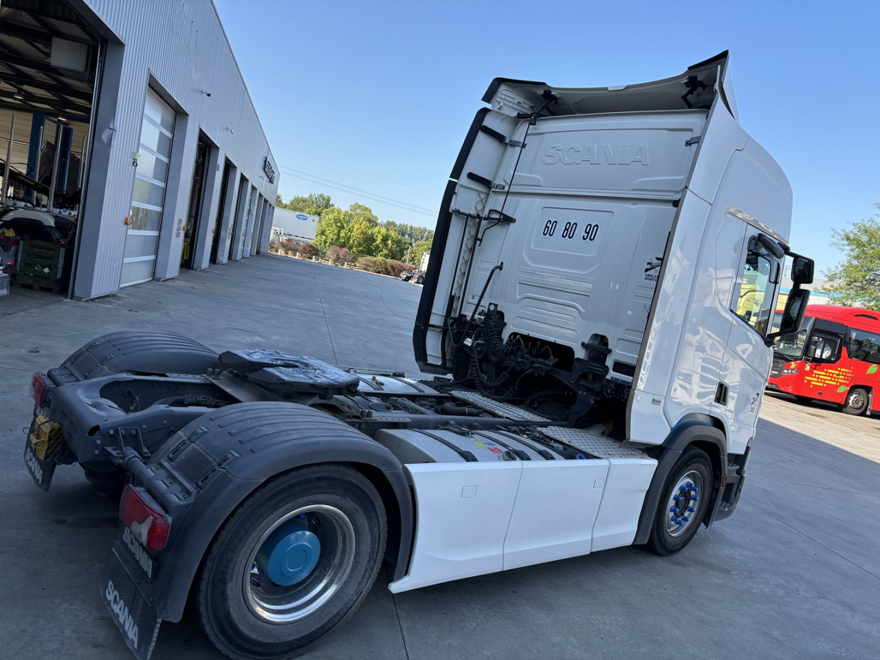 SCANIA R 450 A4x2NA - Tractor unit: picture 3 SCANIA R 450 A4x2NA - Tractor unit: picture 3