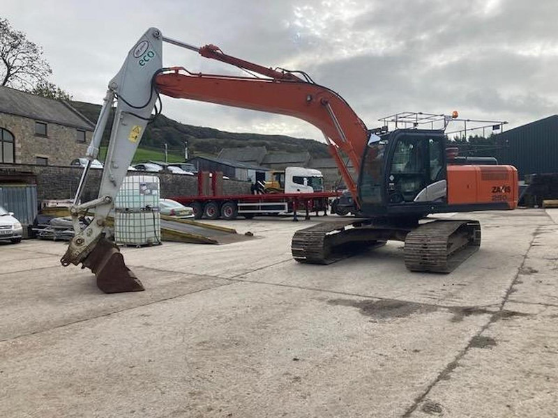 Hitachi ZX250LC - Excavator: picture 1 Hitachi ZX250LC - Excavator: picture 1