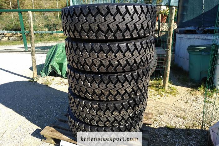 FACTORY Retread 285/70R19.5 Truck Tyres | Quarry Tread | Heavy-Duty | Export Ready - Tire: picture 1 FACTORY Retread 285/70R19.5 Truck Tyres | Quarry Tread | Heavy-Duty | Export Ready - Tire: picture 1
