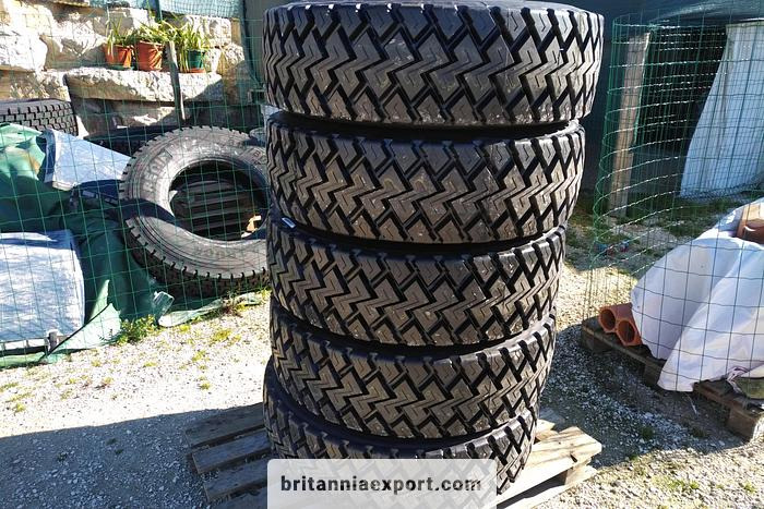 FACTORY Retread 285/70R19.5 Truck Tyres | Quarry Tread | Heavy-Duty | Export Ready - Tire: picture 3 FACTORY Retread 285/70R19.5 Truck Tyres | Quarry Tread | Heavy-Duty | Export Ready - Tire: picture 3