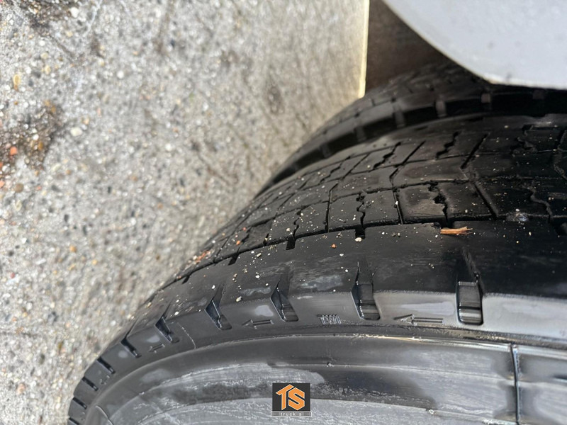 Tractor unit Mercedes-Benz Axor 1840 MP3 - MANUAL - TOP TRUCK: picture 8