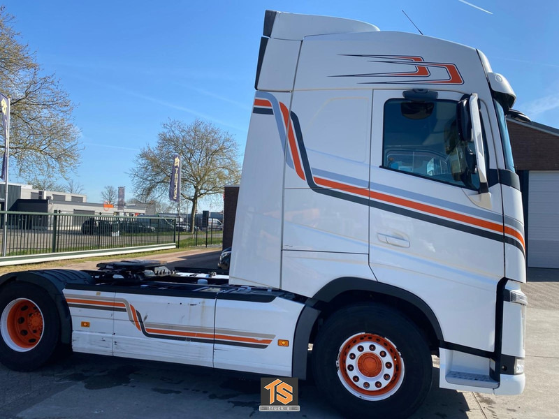 Volvo FH 460 - I-PARK COOL - AUTOMATIC - 2 TANKS - NL TOP TRUCK! - Tractor unit: picture 4 Volvo FH 460 - I-PARK COOL - AUTOMATIC - 2 TANKS - NL TOP TRUCK! - Tractor unit: picture 4