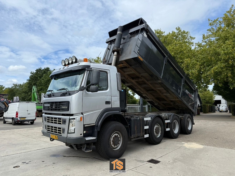 Volvo FM2000-T TERBERG 8X8 - EURO 5 - AUTOMATIC - KIPPER/TIPPER - NL TRUCK - ISOLATED HARDOX - TOP! - Tipper: picture 1 Volvo FM2000-T TERBERG 8X8 - EURO 5 - AUTOMATIC - KIPPER/TIPPER - NL TRUCK - ISOLATED HARDOX - TOP! - Tipper: picture 1