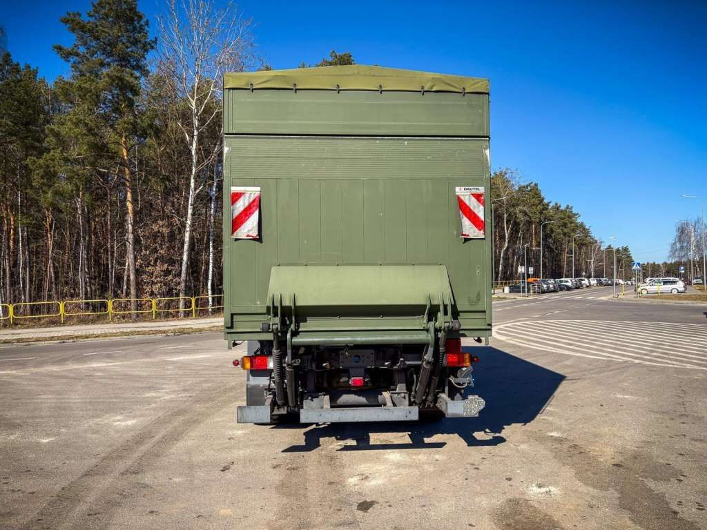 Curtainsider truck Iveco  EUROCARGO 4x4 Offroad Camper Winde: picture 7