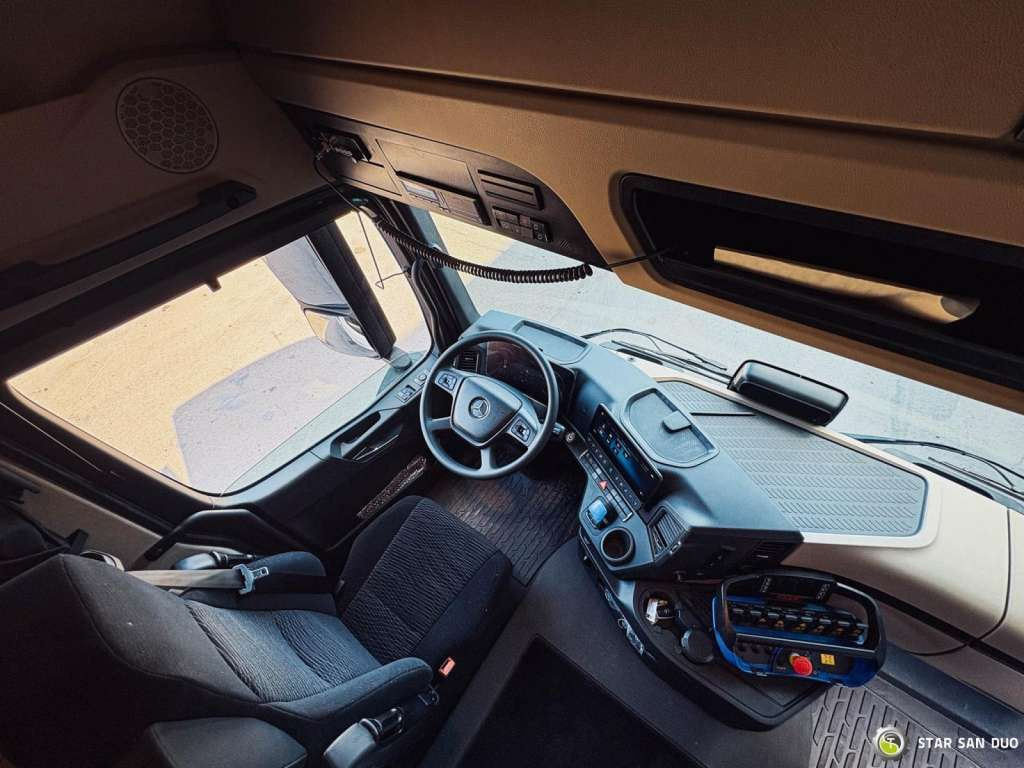 Leasing of  Mercedes-Benz  ACTROS 3351 NEW 6x4 Fassi F485 Crane Mercedes-Benz  ACTROS 3351 NEW 6x4 Fassi F485 Crane: picture 18 Leasing of  Mercedes-Benz  ACTROS 3351 NEW 6x4 Fassi F485 Crane Mercedes-Benz  ACTROS 3351 NEW 6x4 Fassi F485 Crane: picture 18