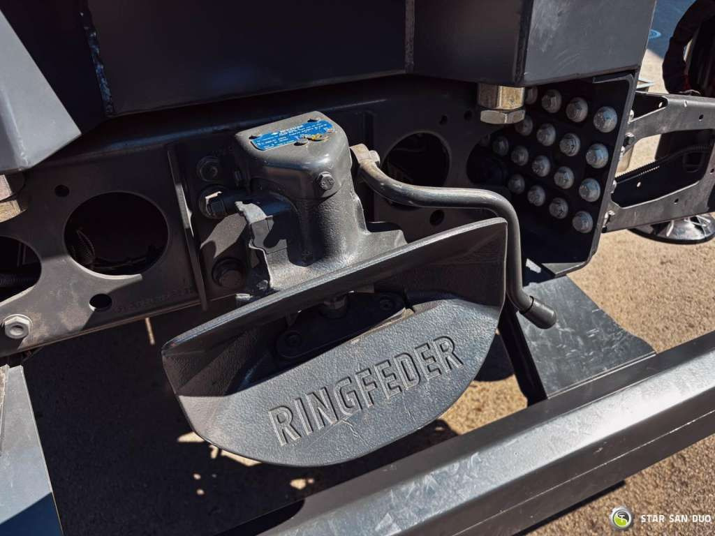 Leasing of  Mercedes-Benz  ACTROS 3351 NEW 6x4 Fassi F485 Crane Mercedes-Benz  ACTROS 3351 NEW 6x4 Fassi F485 Crane: picture 10 Leasing of  Mercedes-Benz  ACTROS 3351 NEW 6x4 Fassi F485 Crane Mercedes-Benz  ACTROS 3351 NEW 6x4 Fassi F485 Crane: picture 10