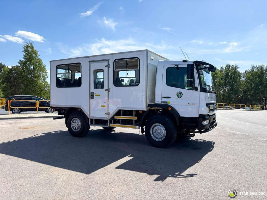 Mercedes-Benz ATEGO 1326 4x4 Double Cab Camper BUS - Cab chassis truck: picture 3 Mercedes-Benz ATEGO 1326 4x4 Double Cab Camper BUS - Cab chassis truck: picture 3