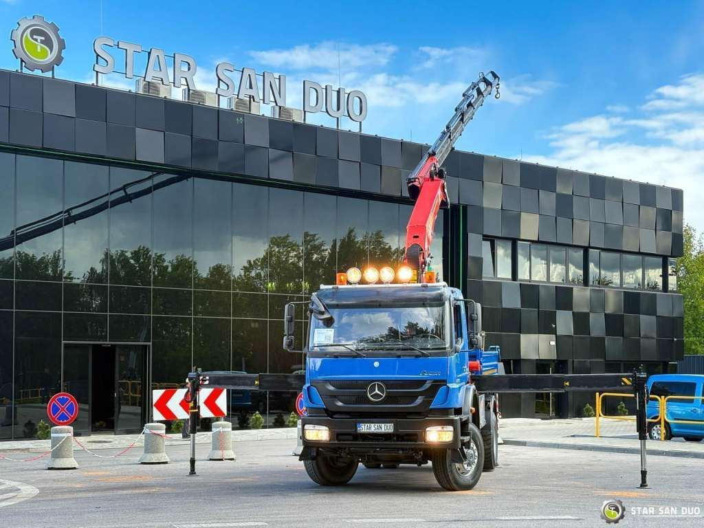 Mercedes-Benz AXOR 1833 4x4 Palfinger PK 22002 EH Crane Winch - Tipper: picture 3 Mercedes-Benz AXOR 1833 4x4 Palfinger PK 22002 EH Crane Winch - Tipper: picture 3