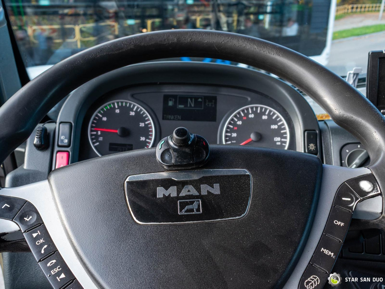 Crane truck : picture 20