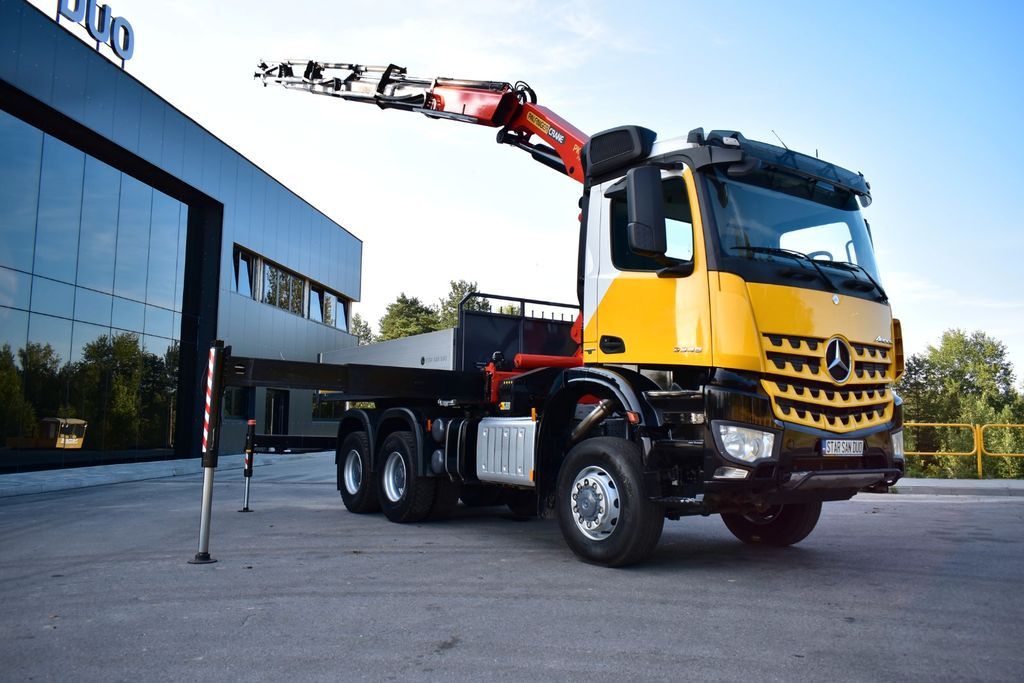 Mercedes-Benz AROCS 6x6 PALFINGER PK 33002 EURO 6 Crane Kran - Tractor unit: picture 1 Mercedes-Benz AROCS 6x6 PALFINGER PK 33002 EURO 6 Crane Kran - Tractor unit: picture 1