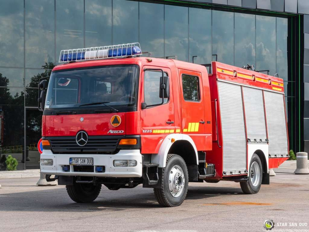 Mercedes-Benz  4x4 ATEGO 1225 CNBOP Fire Brigade - Truck: picture 3 Mercedes-Benz  4x4 ATEGO 1225 CNBOP Fire Brigade - Truck: picture 3
