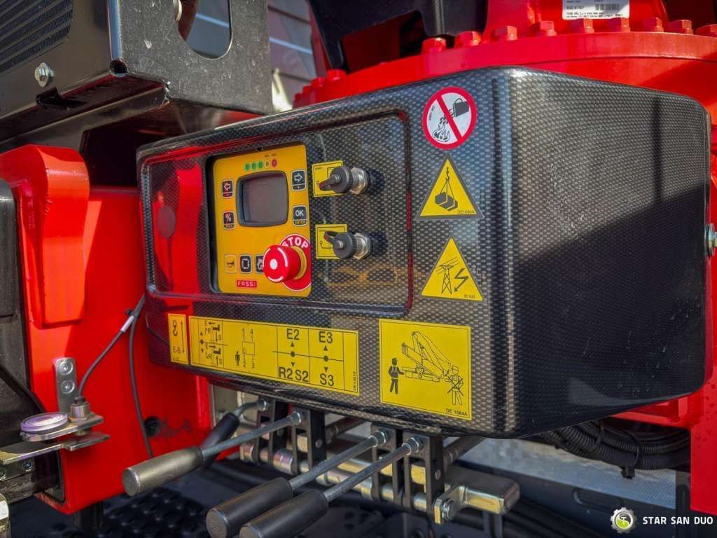 Leasing of  Volvo  FH 500 6x2 FASSI F545R.A.2.25 CRANE KRAN NEW !! Volvo  FH 500 6x2 FASSI F545R.A.2.25 CRANE KRAN NEW !!: picture 21