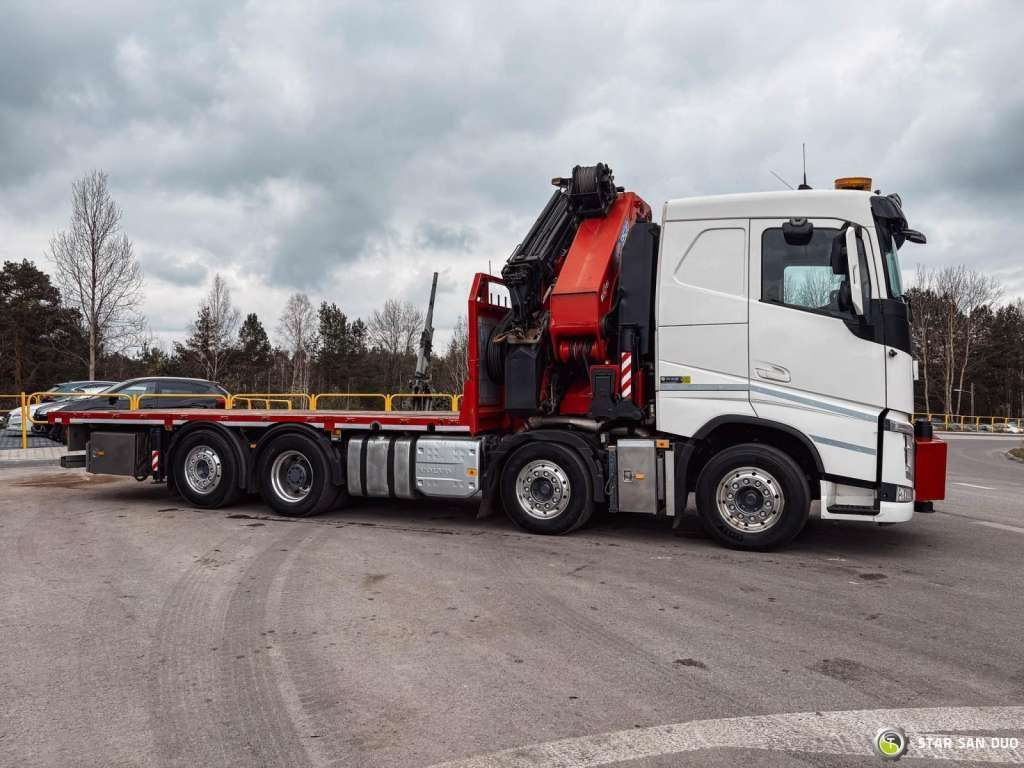 Crane truck Volvo  FH 550 8x2 HMF 8520 FLY JIB Winch Crane Euro 6: picture 10